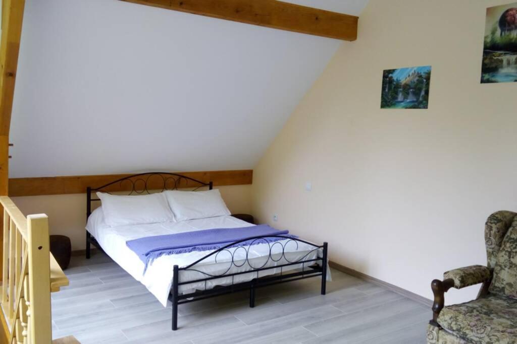 Duplex At The Foothills Of The Pyrenees Apartment Geu Bagian luar foto